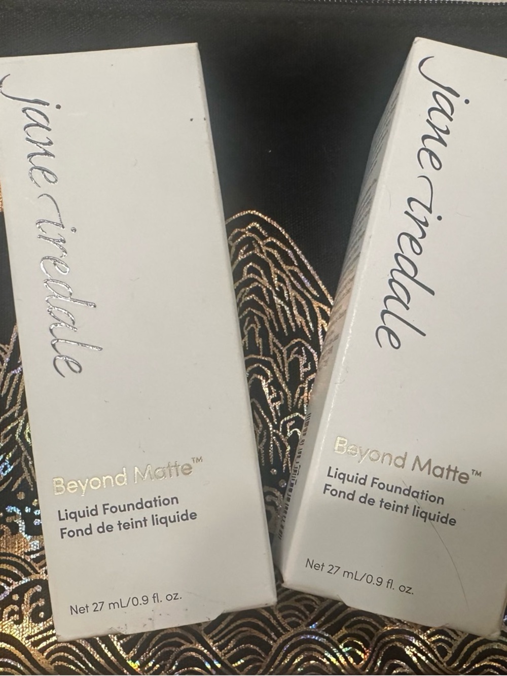 New in a box Jane Iredale Beyond Matte Liquid Foundation